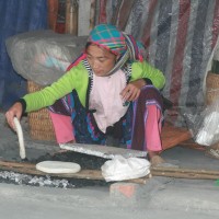 Bánh Tam giác Mạch