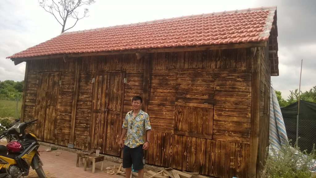 Ngôi nhà đã bắt đầu hoàn thiện